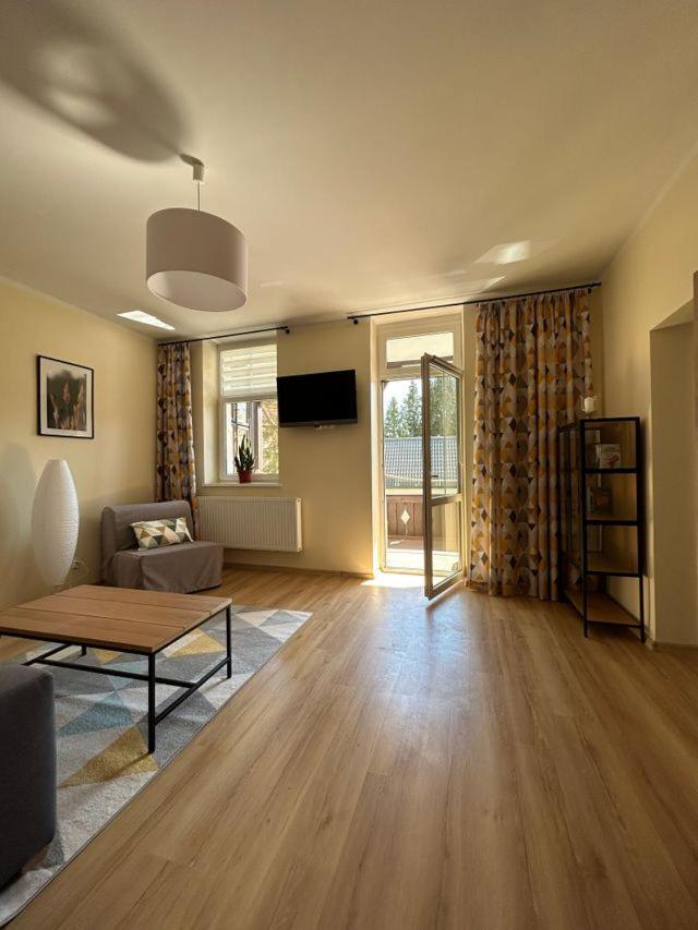 Apartament Nad Galeria Blisko Centrum Kudowy Kudowa-Zdrój Exterior foto